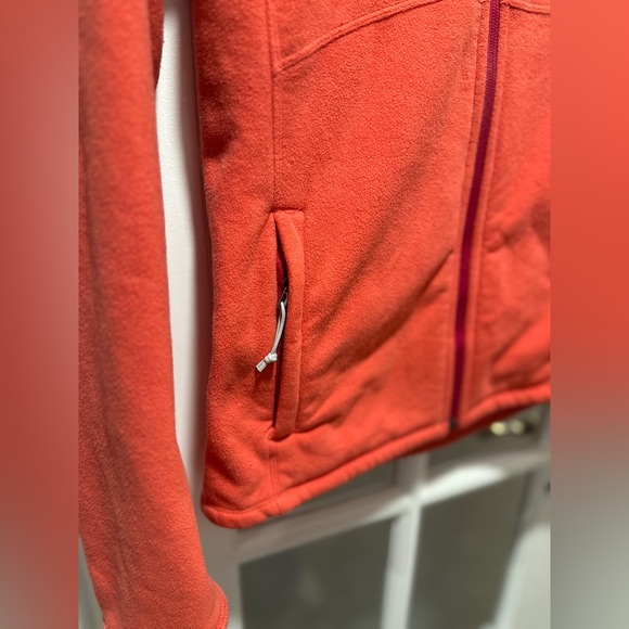 The North Face Women's Full Zip - Picture 4 of 10
